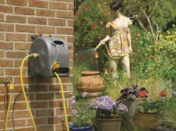 Hozelock Hose Reel Compact 2 In 1