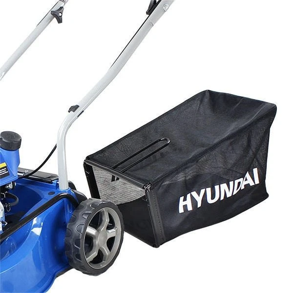 Hyundai Petrol Lawnmower 79cc 400mm Push Rotary | HYM400P 3 Hyundai Petrol Lawnmower 79cc 400mm Push Rotary | HYM400P - Image 3